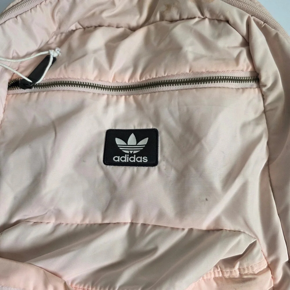 adidas originals trefoil